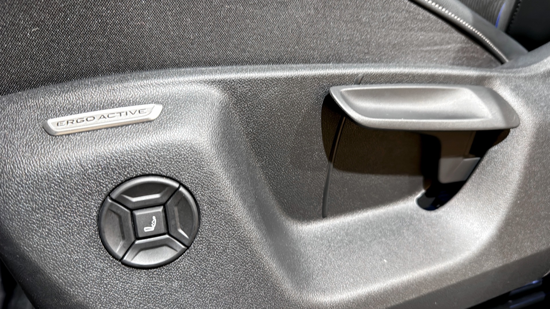 Volkswagen Tayron NWM60R
