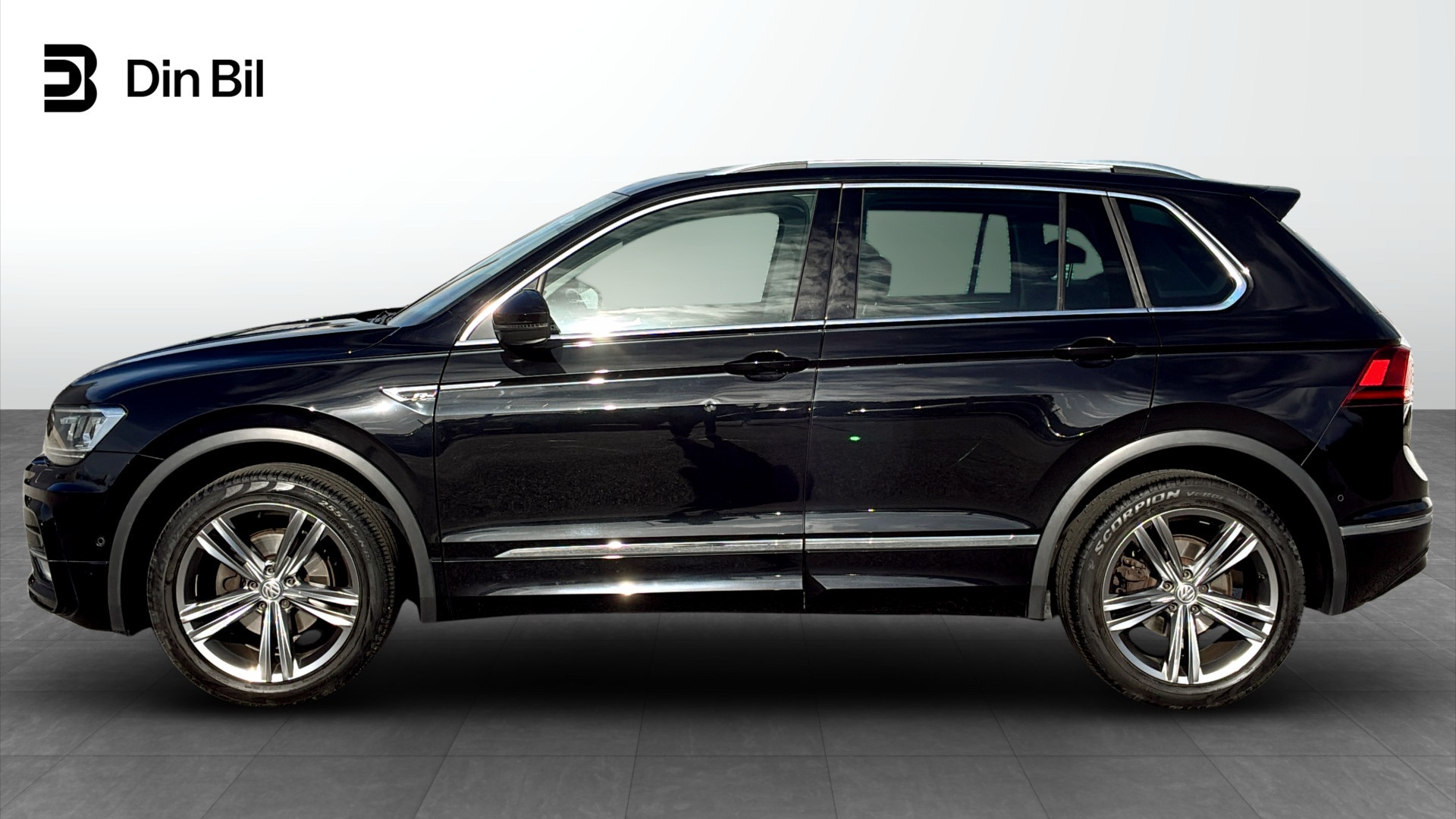 Volkswagen Tiguan NXT452