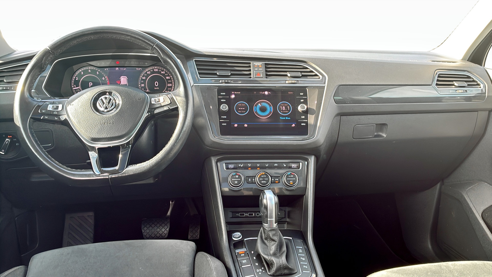 Volkswagen Tiguan NXT452