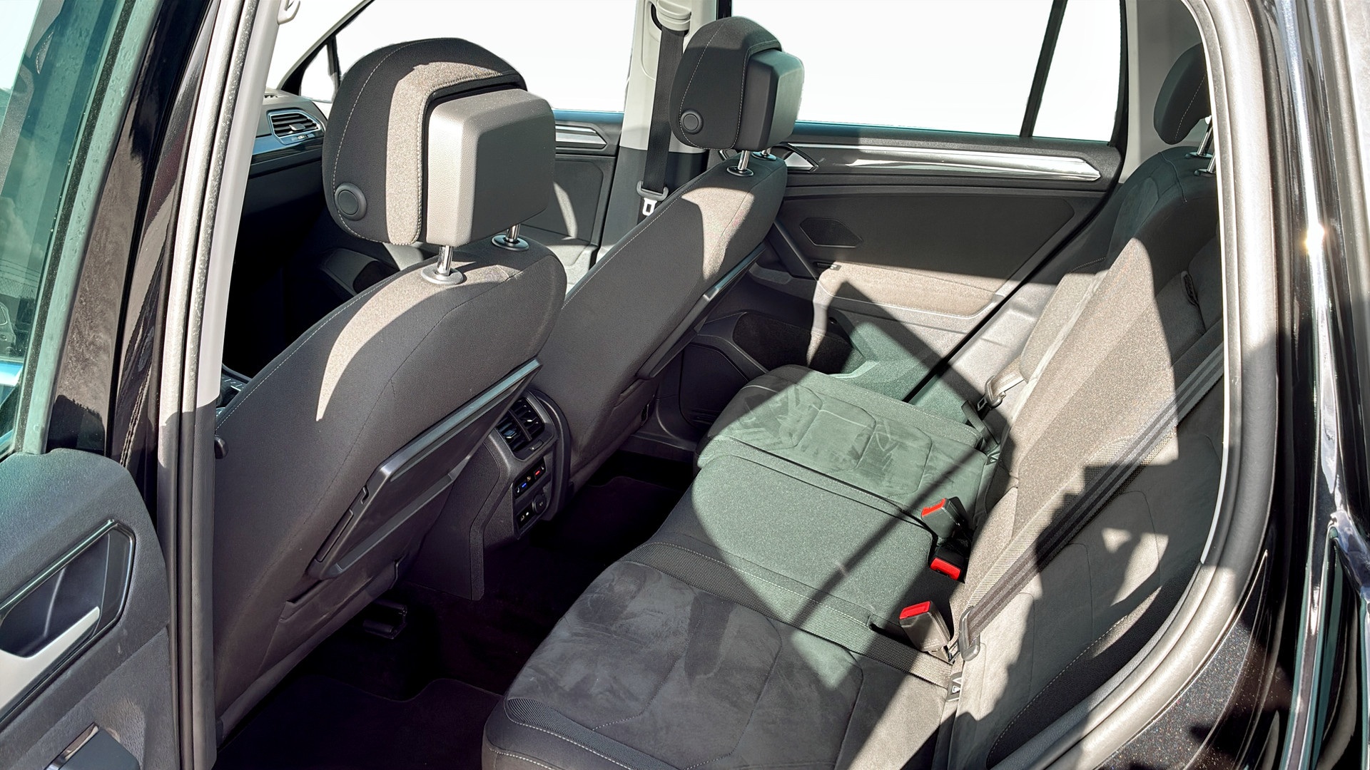 Volkswagen Tiguan NXT452