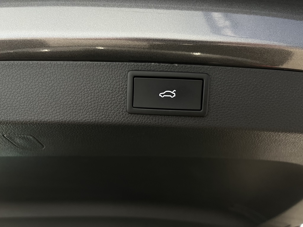 Skoda Karoq NYR11W
