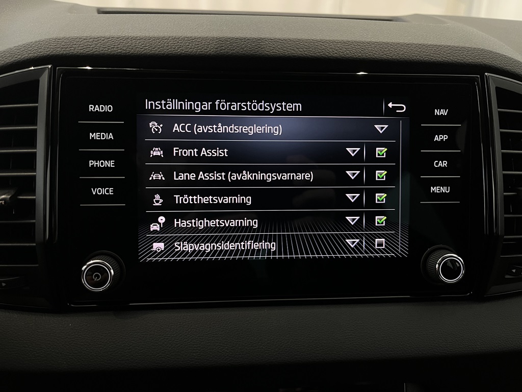 Skoda Karoq NYR11W