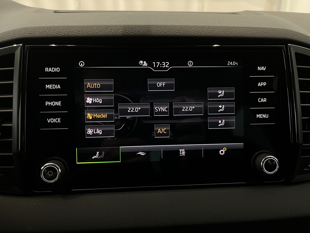 Skoda Karoq NYR11W