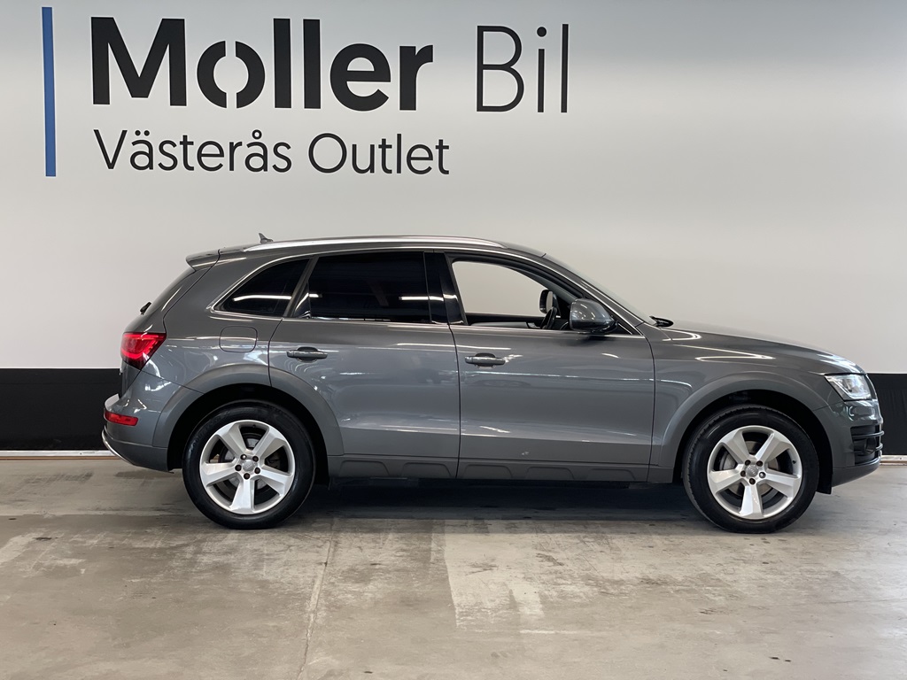 Audi Q5 OAX123