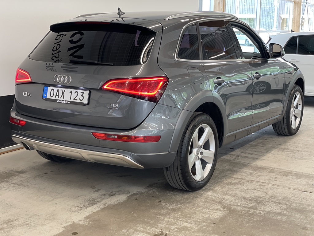 Audi Q5 OAX123