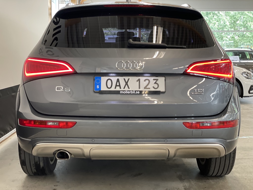 Audi Q5 OAX123