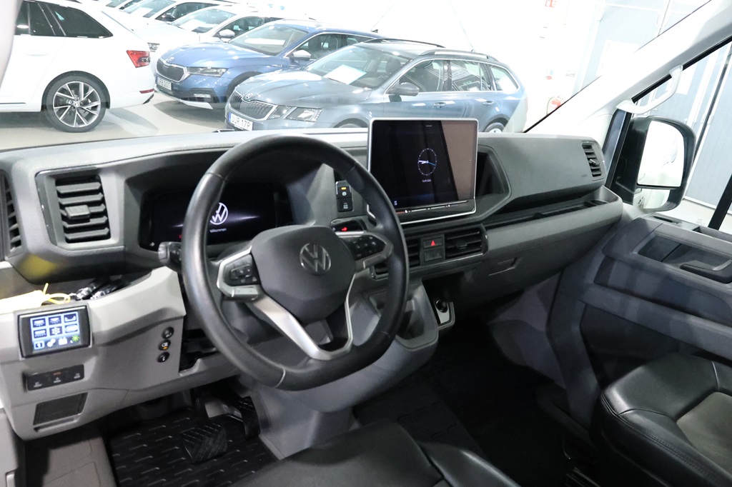 Volkswagen Crafter Skåp kort hjulbas OCG44U