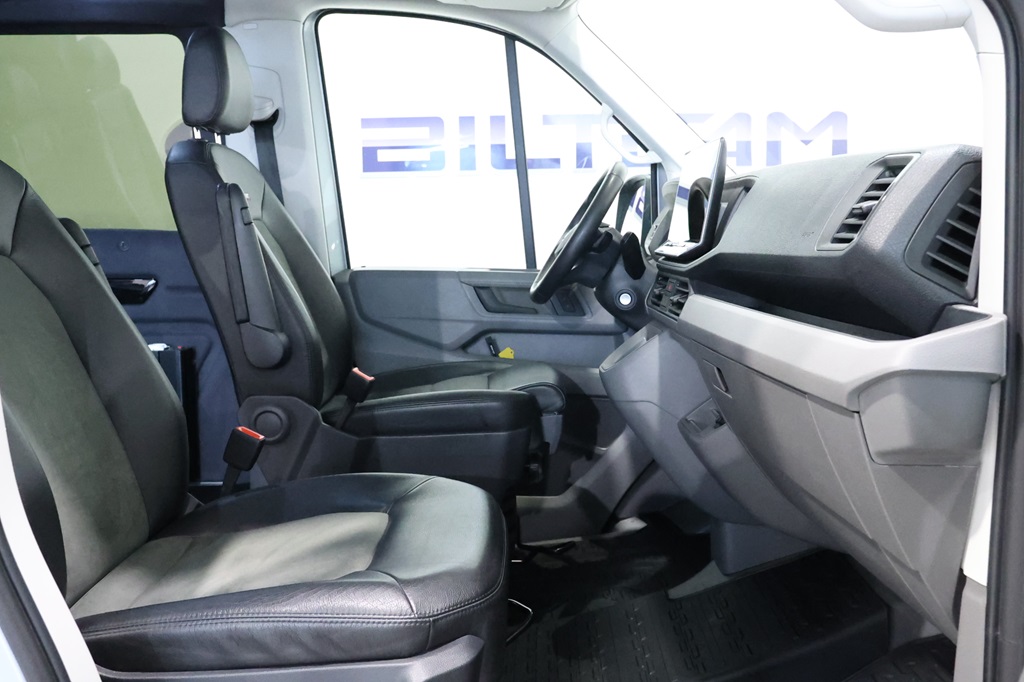 Volkswagen Crafter Skåp kort hjulbas OCG44U