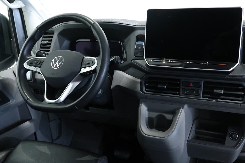 Volkswagen Crafter Skåp kort hjulbas OCG44U