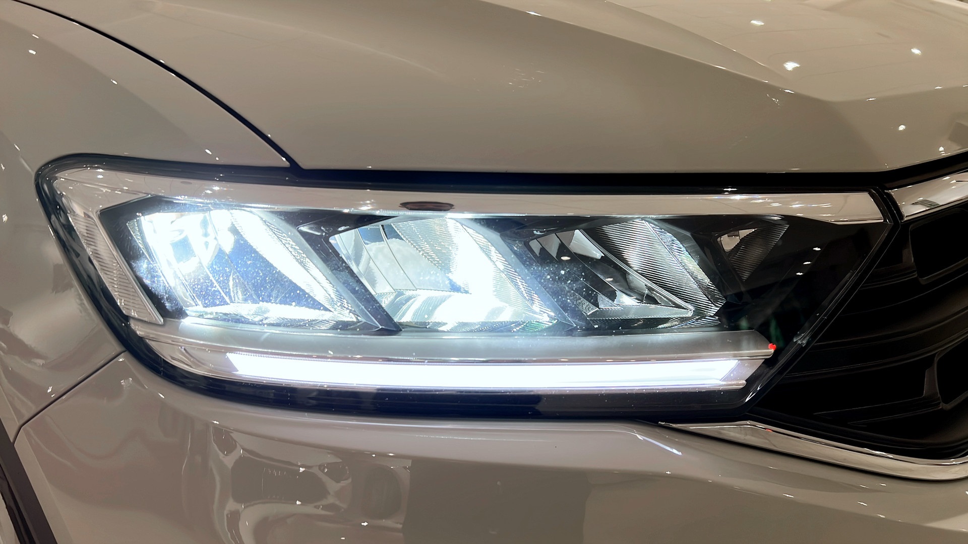 Volkswagen T-Roc ODW23T