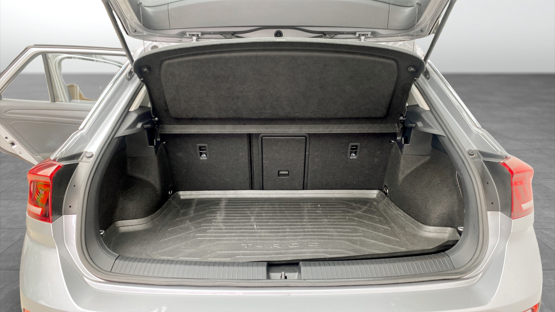 Volkswagen T-Roc OEH23Y