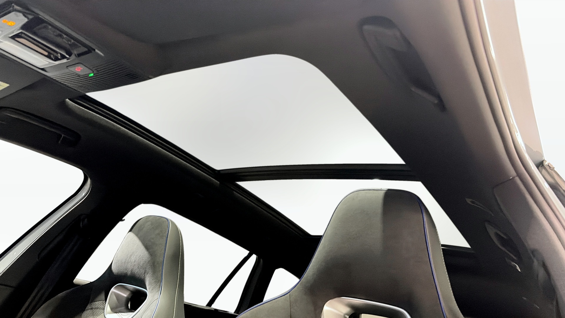 Volkswagen Passat OEJ08W