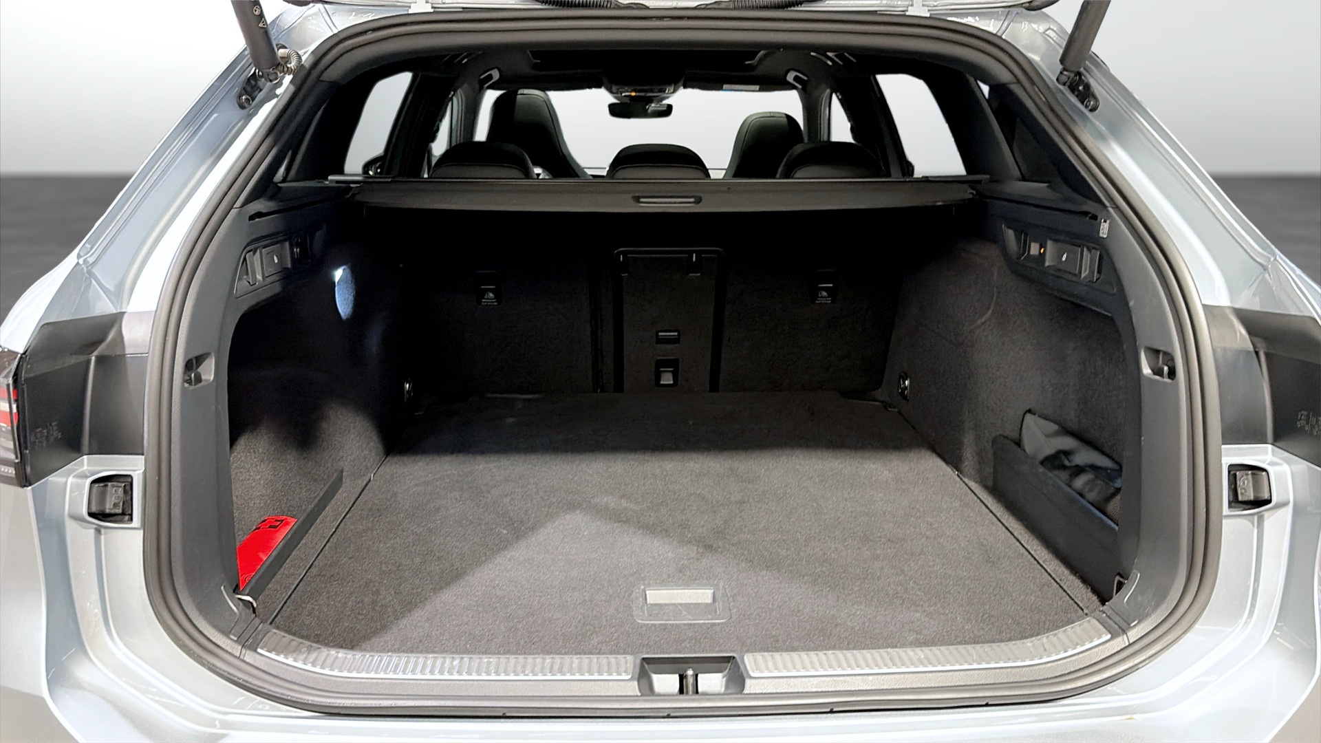 Volkswagen Passat OEJ08W