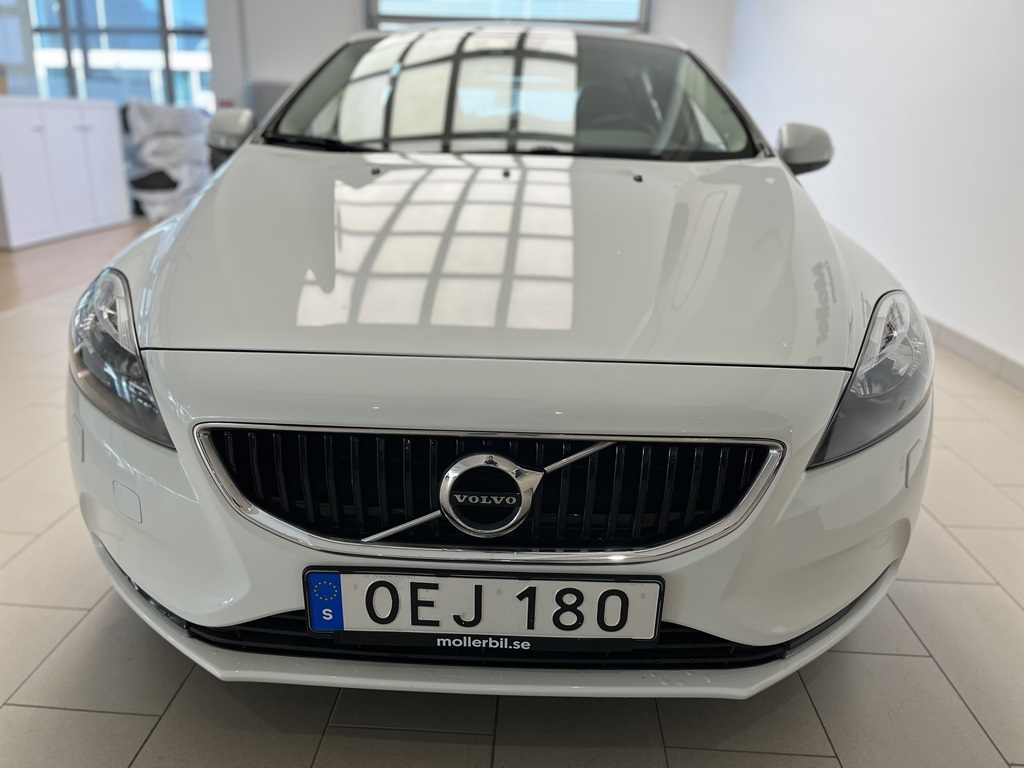 Volvo V40 OEJ180