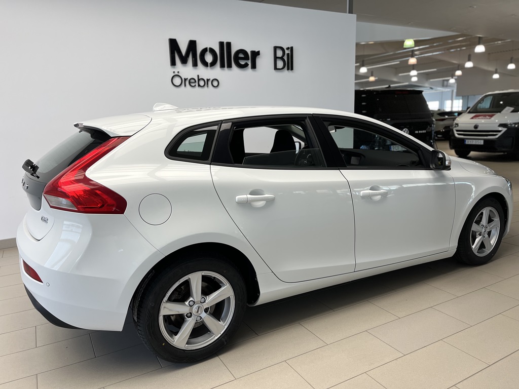 Volvo V40 OEJ180