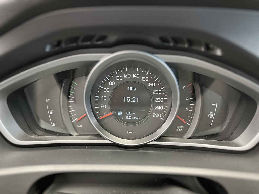 Volvo V40 OEJ180