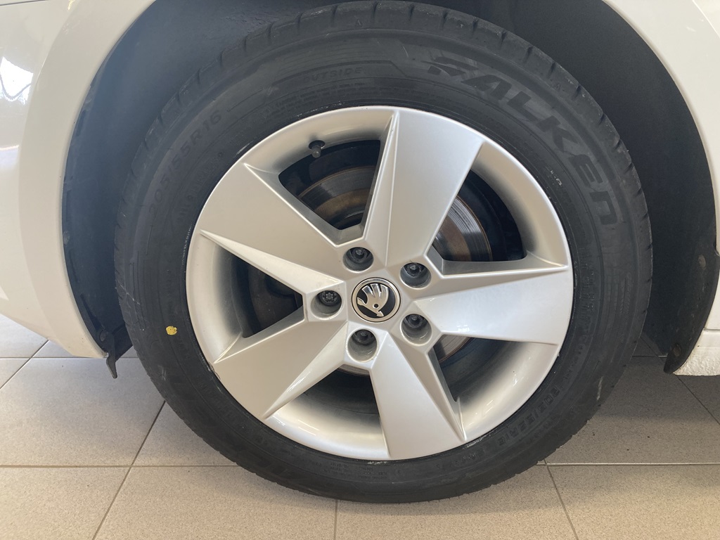Skoda Octavia Combi OEW470