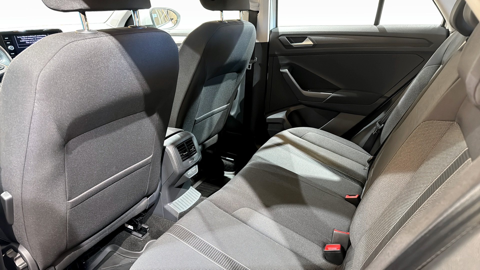 Volkswagen T-Roc OFD43W