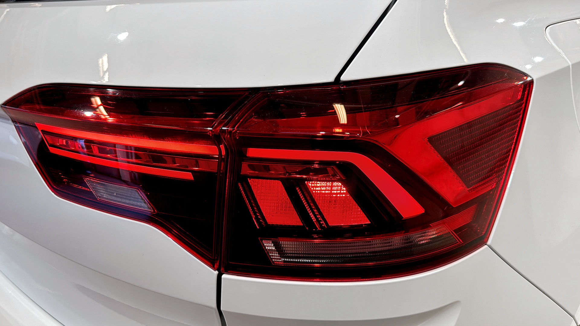 Volkswagen T-Roc OFD43W