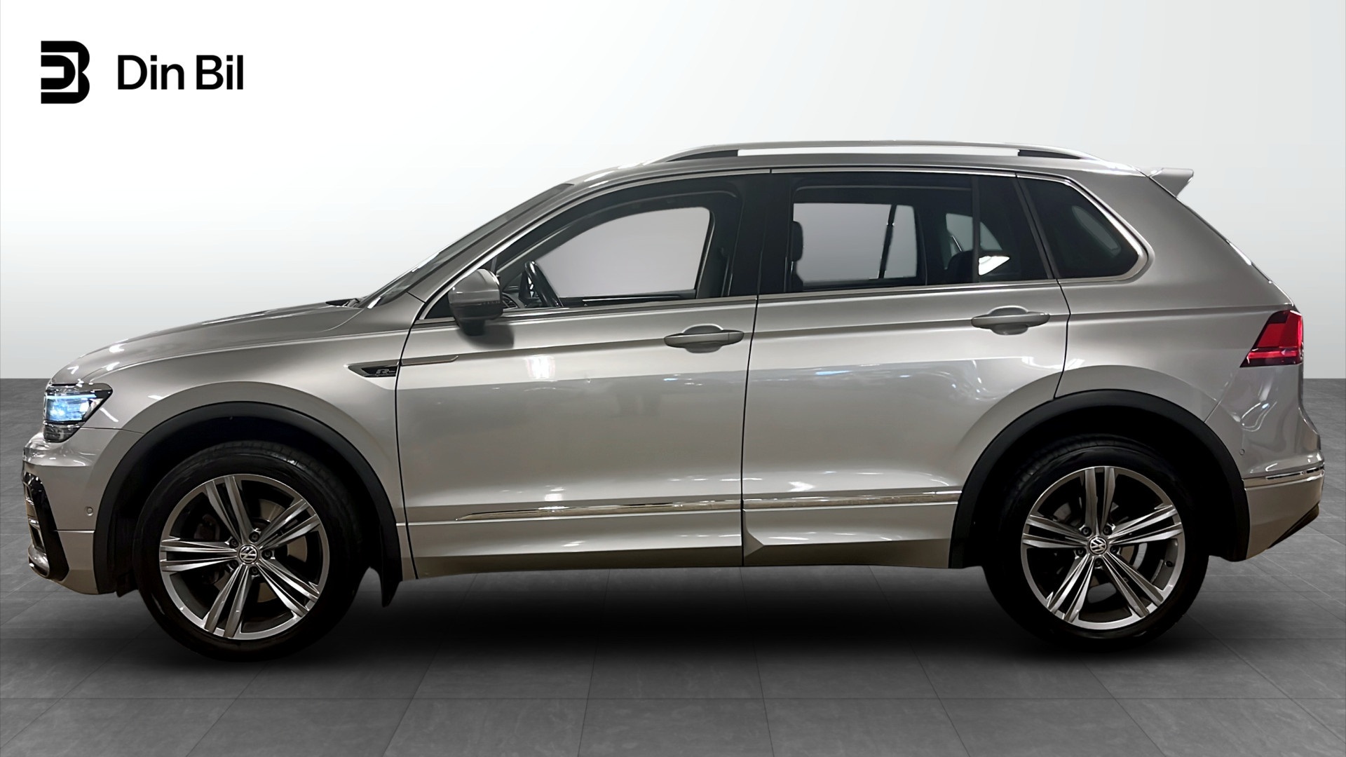 Volkswagen Tiguan OFS955