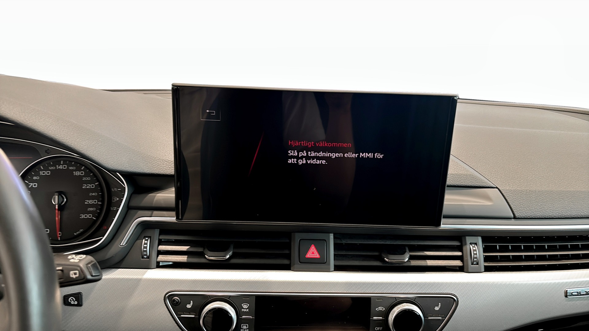 Audi A4 Avant OFY43H