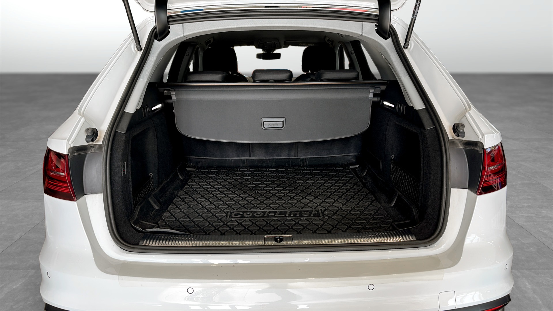 Audi A4 Avant OFY43H