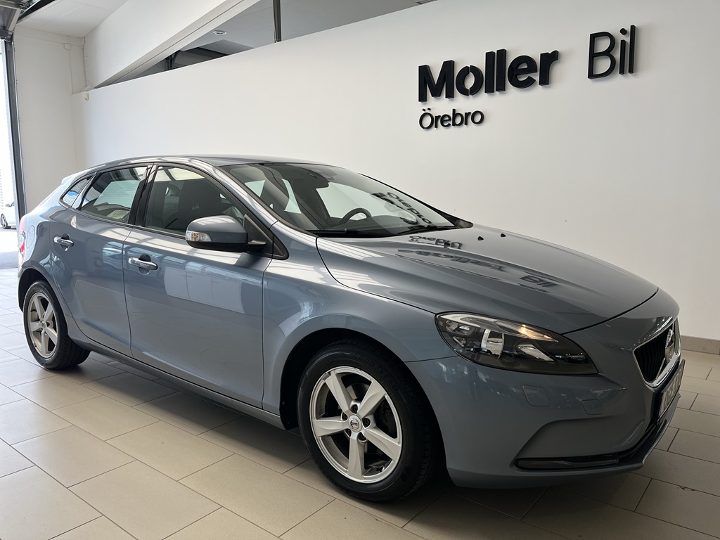 Volvo V40 OGE816