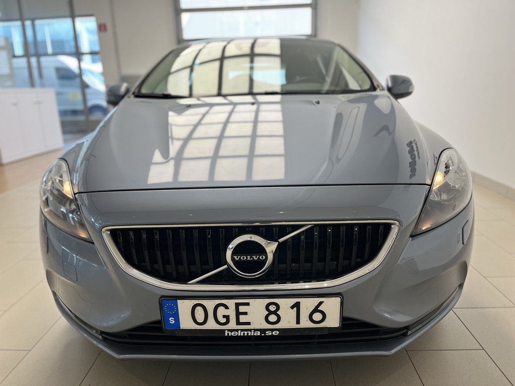 Volvo V40 OGE816