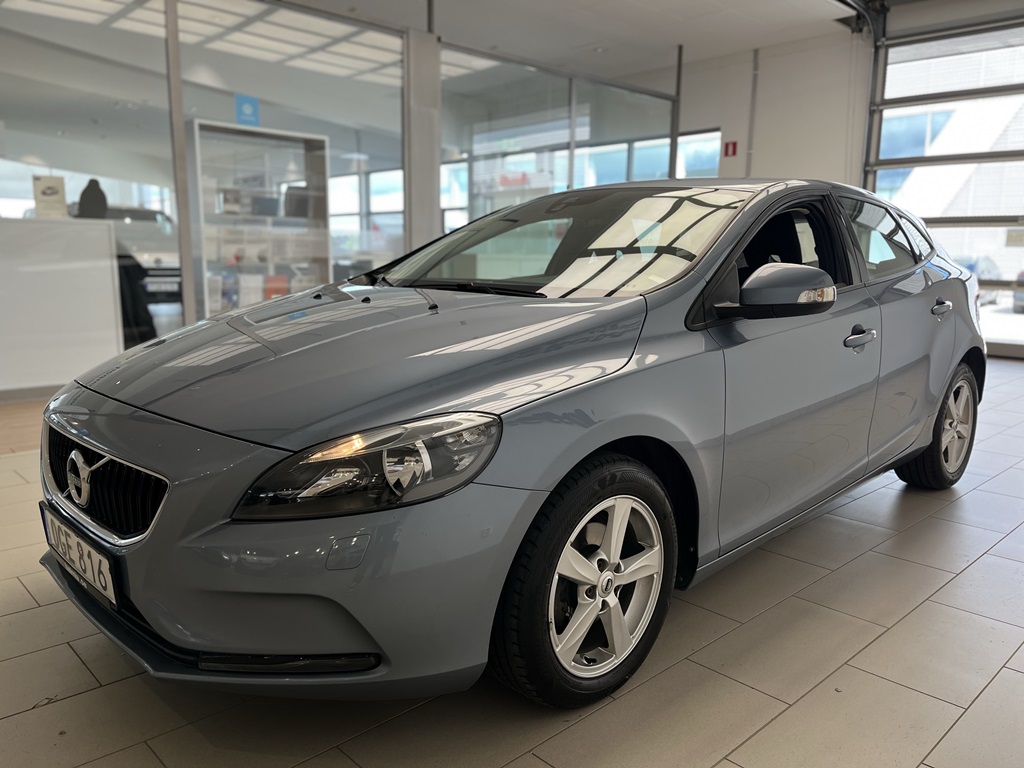 Volvo V40 OGE816