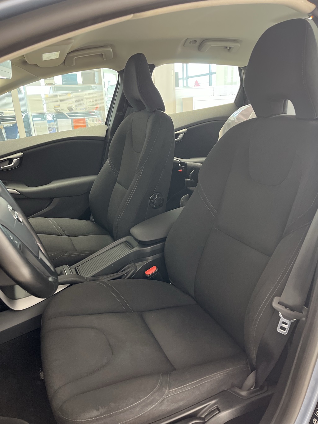 Volvo V40 OGE816