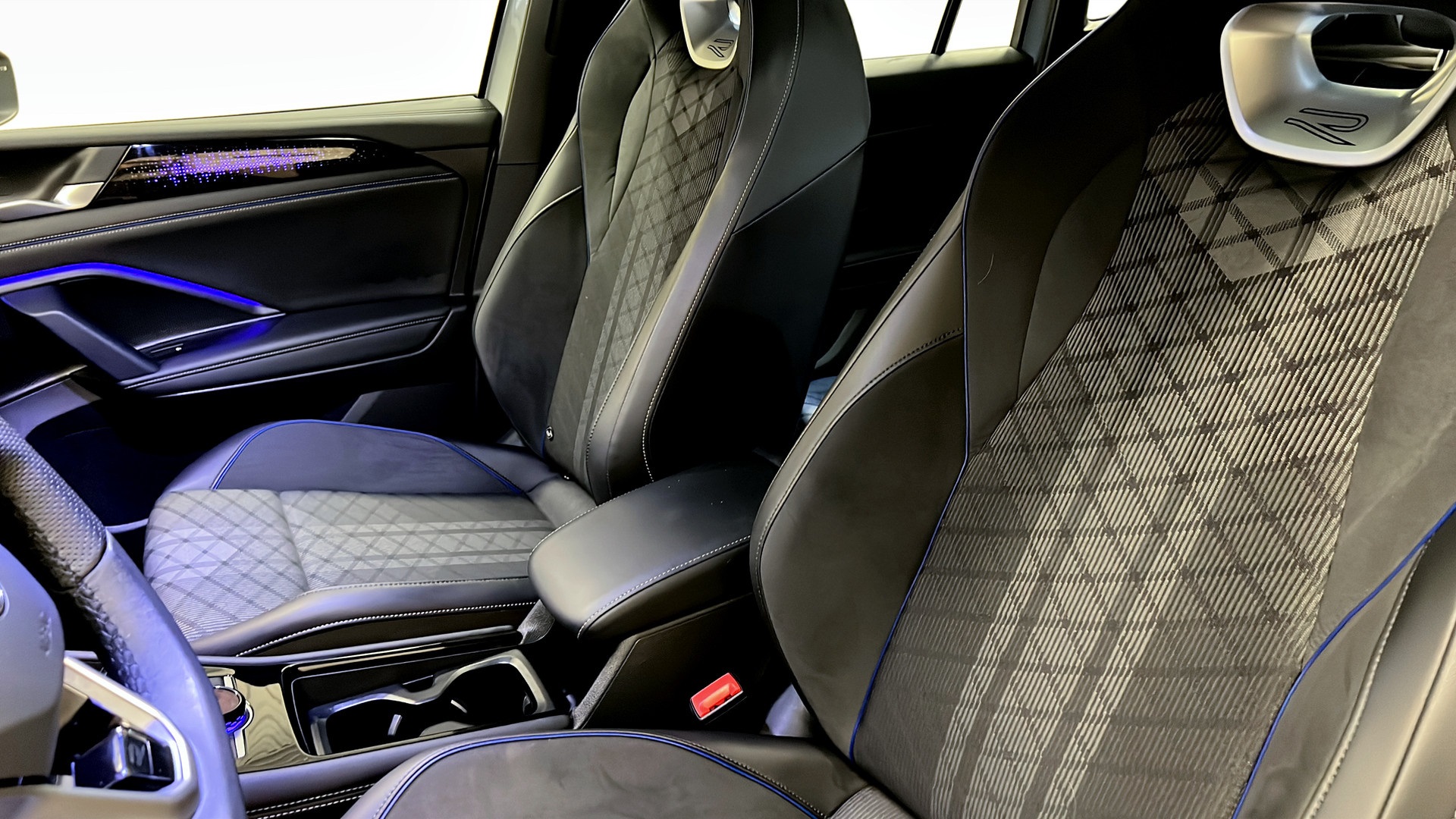 Volkswagen Tiguan OGG07Y