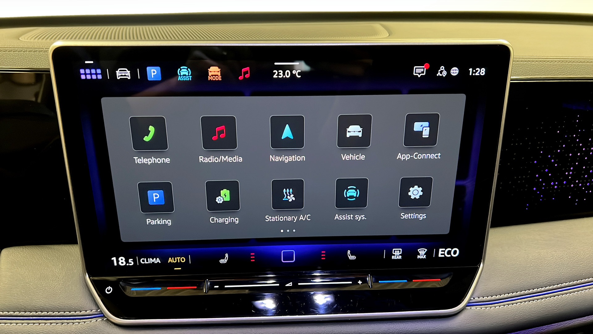 Volkswagen Tiguan OGG07Y