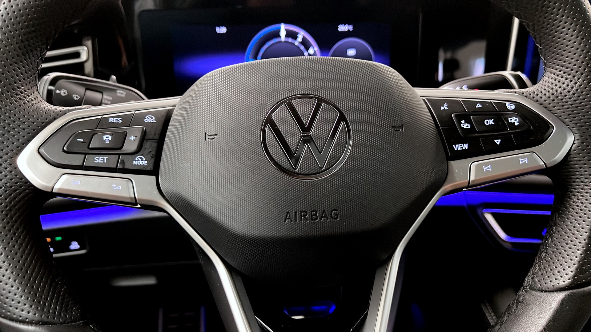 Volkswagen Tiguan OGG07Y