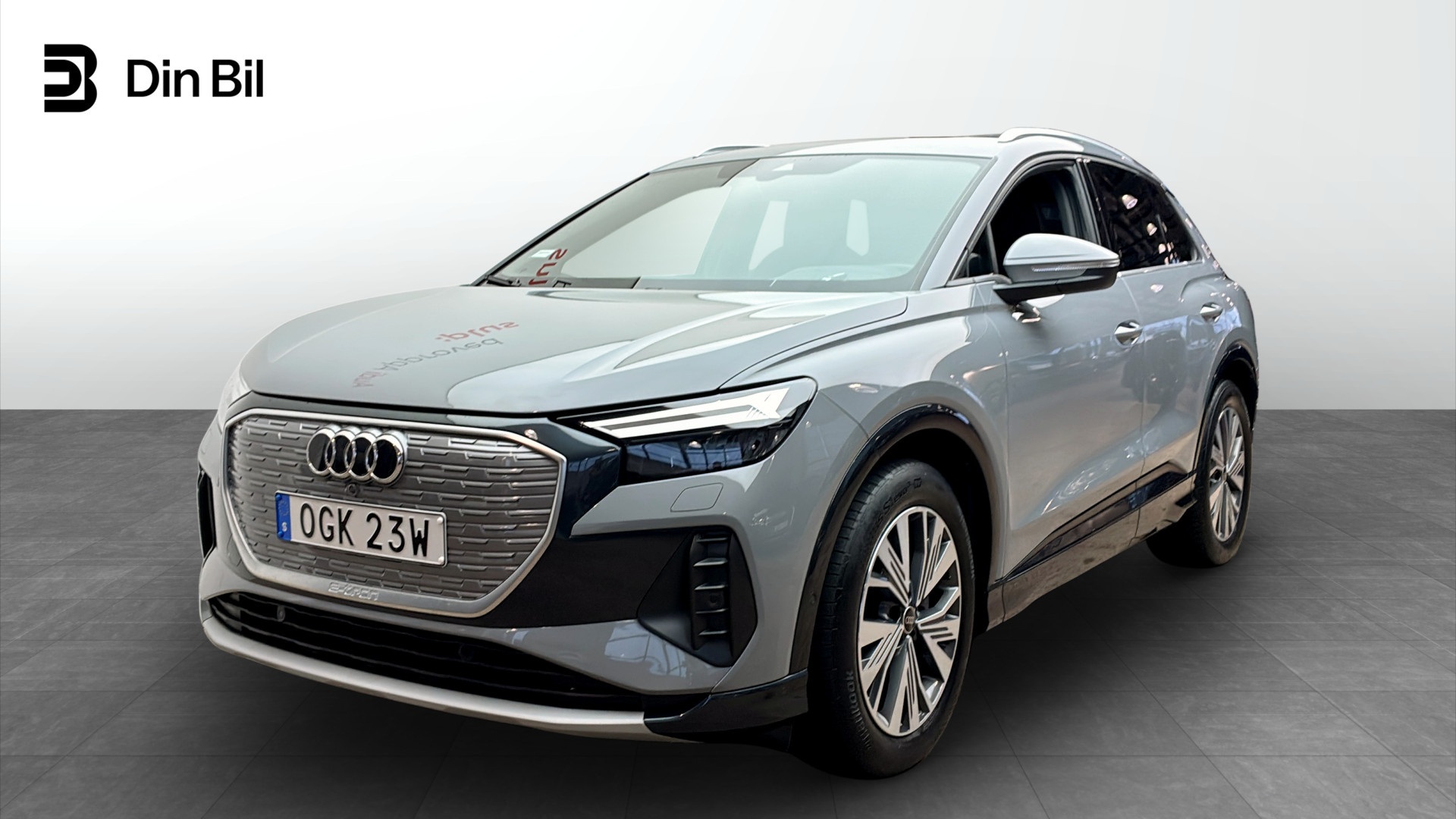 Audi Q4 e-tron OGK23W