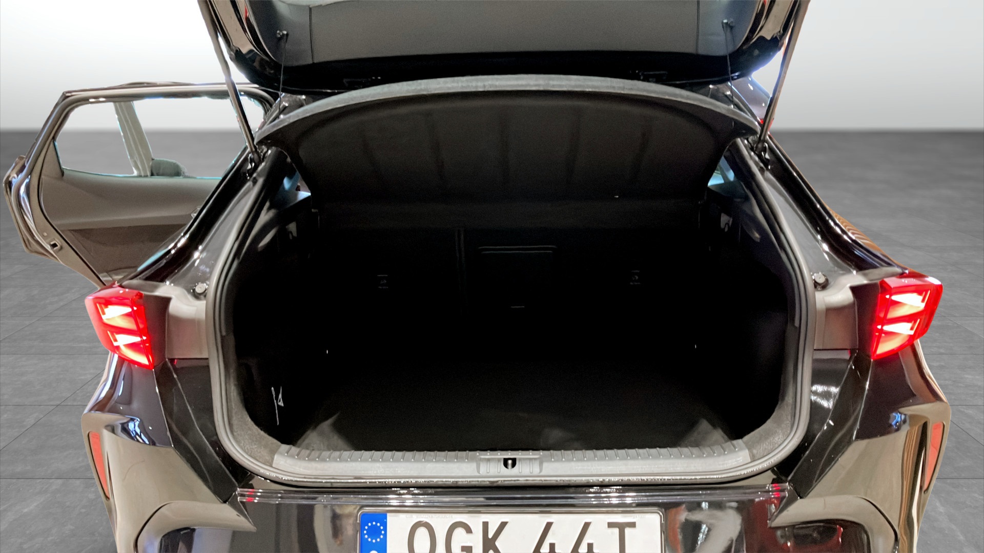 CUPRA Formentor OGK44T