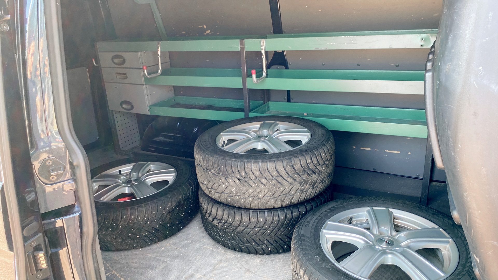 Volkswagen T6.1 Transporter lång hjulbas OGL246