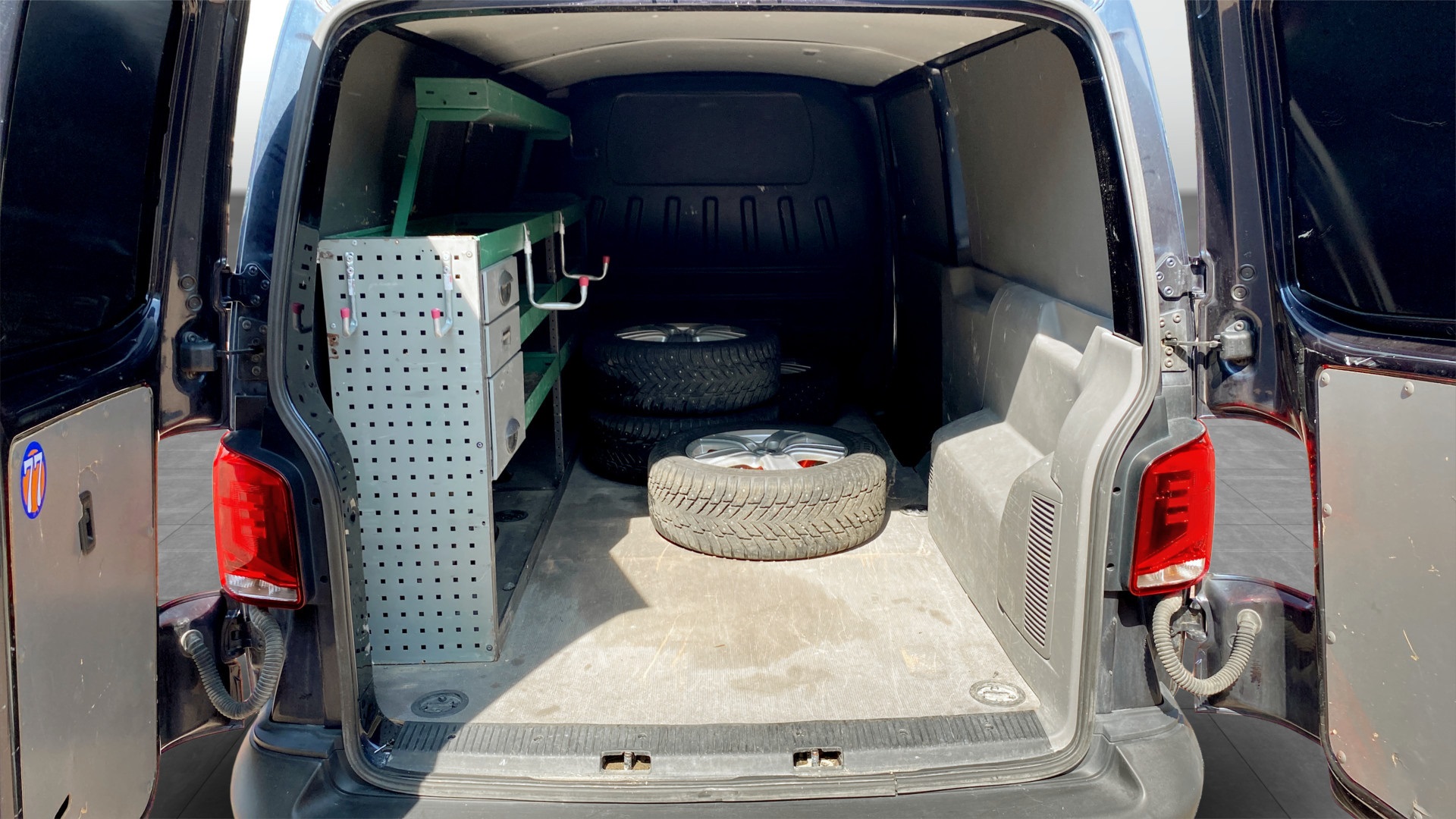 Volkswagen T6.1 Transporter lång hjulbas OGL246