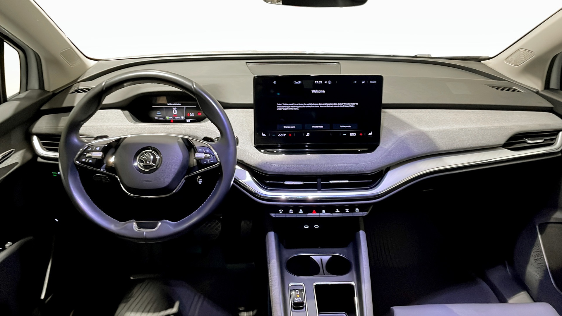 Skoda Enyaq OGU069