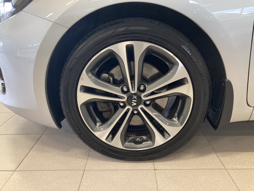 Kia cee'd SW OGU587