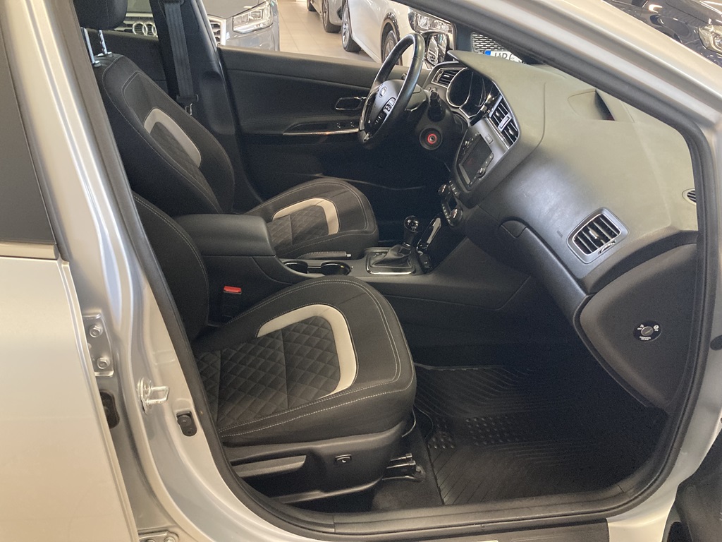 Kia cee'd SW OGU587