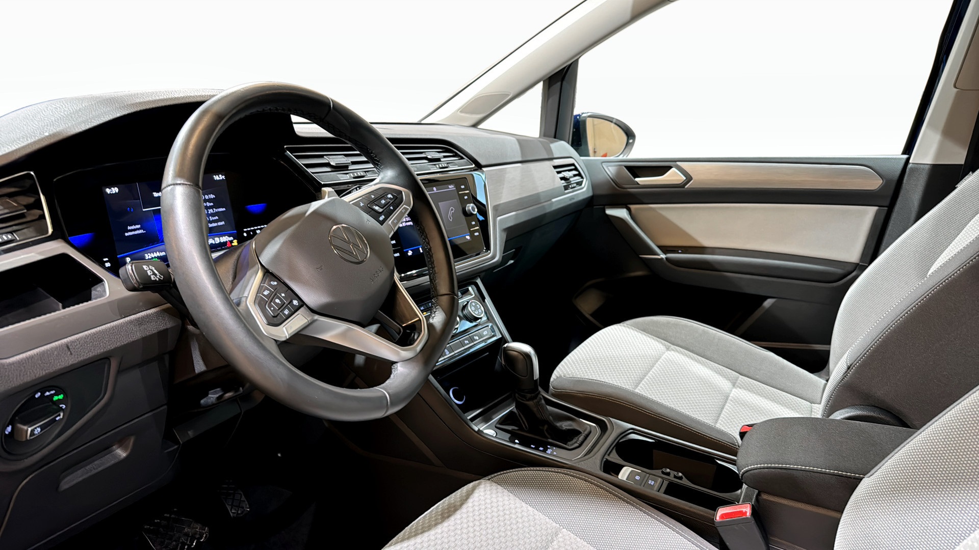Volkswagen Touran OHE03N