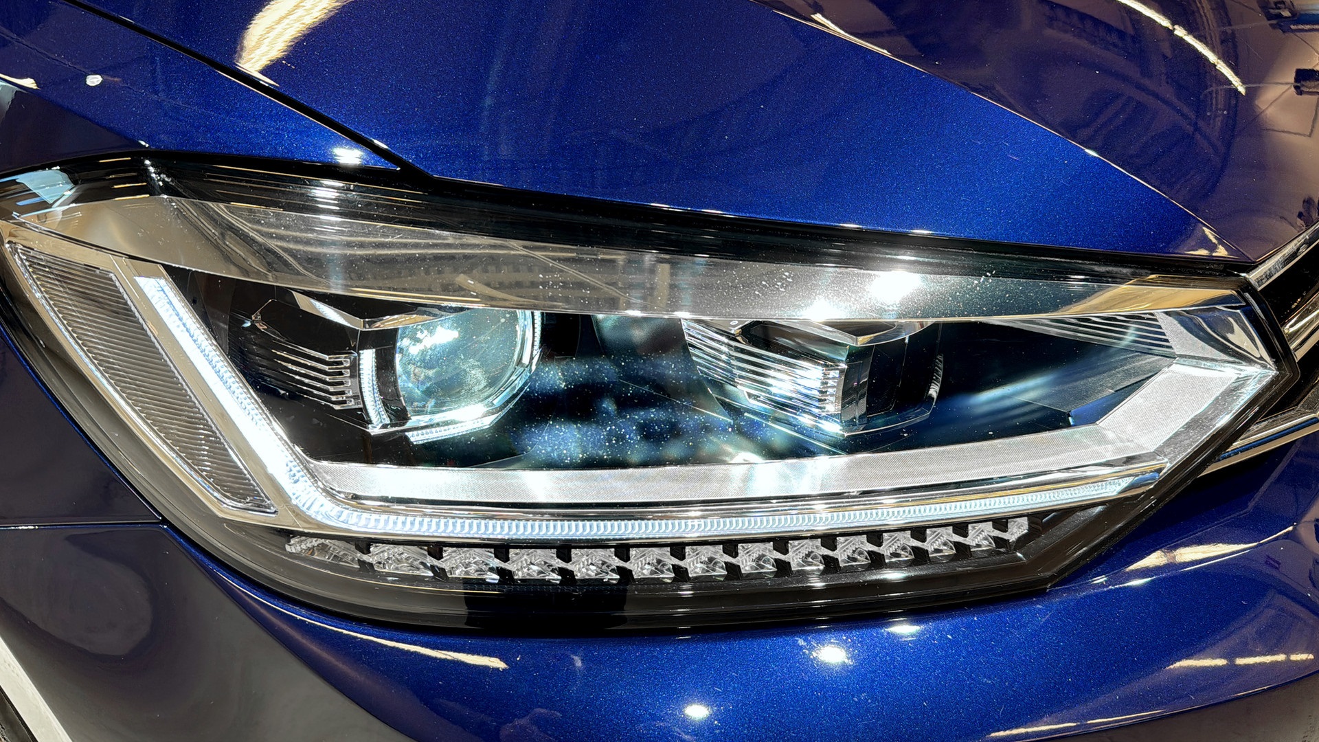 Volkswagen Touran OHE03N