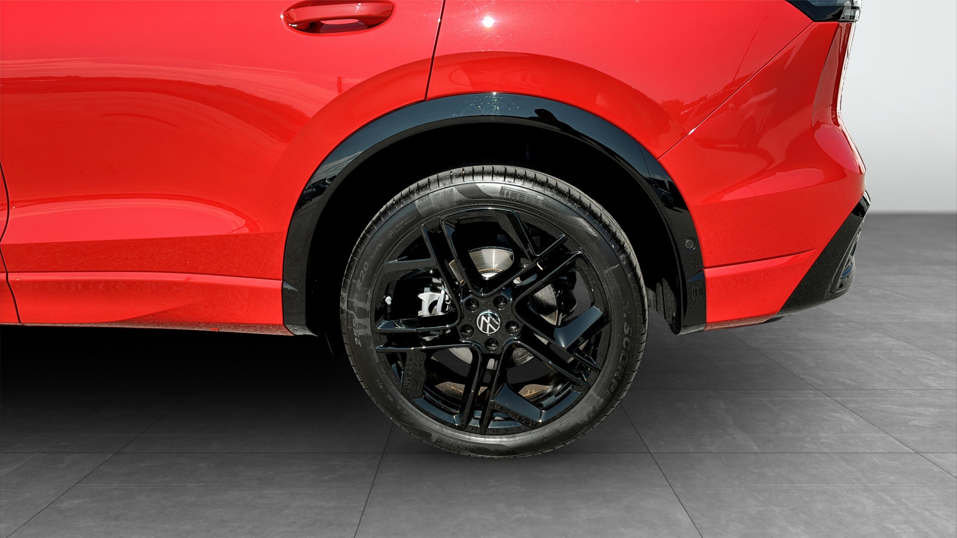 Volkswagen Tiguan OHJ62E