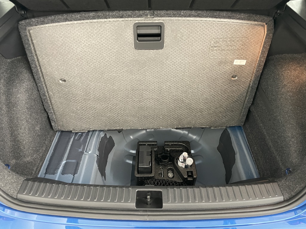 SEAT Arona OHM61B