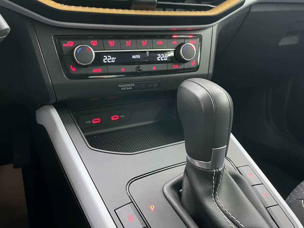 SEAT Arona OHM61B