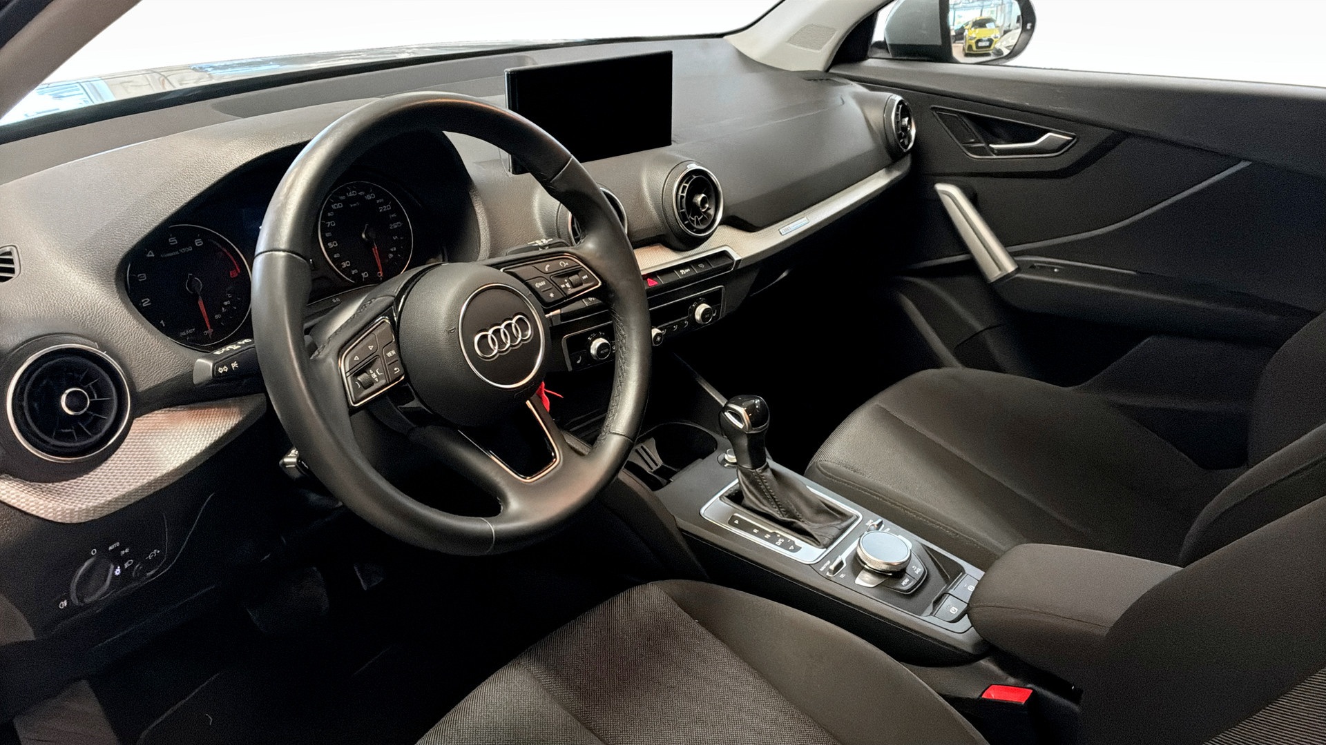 Audi Q2 OHP60Z