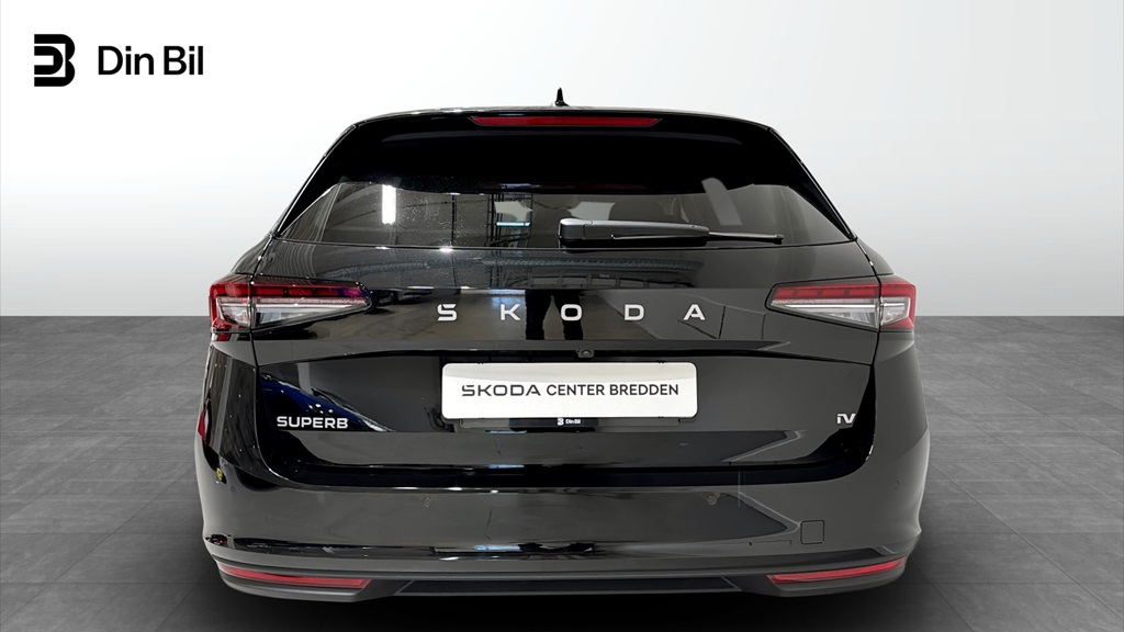 Skoda Superb OHR03Z