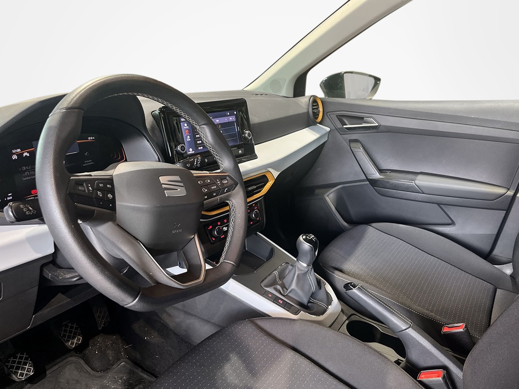 SEAT Arona OHT06B