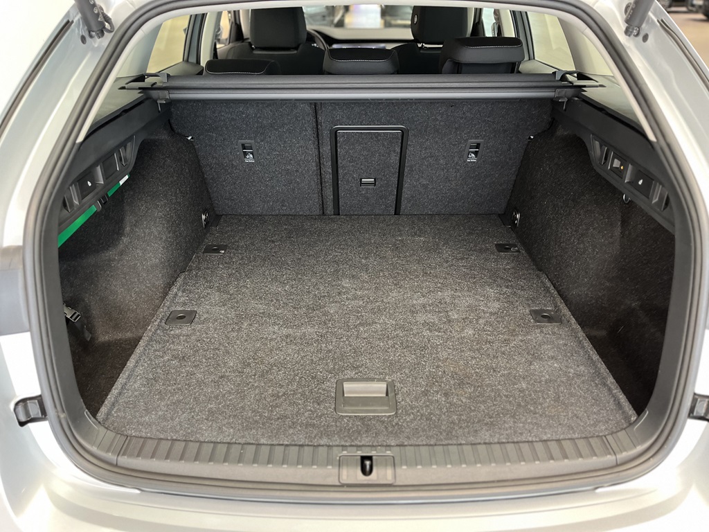 Skoda Octavia Combi OJA229