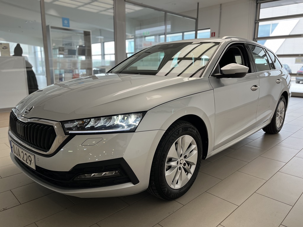 Skoda Octavia Combi OJA229